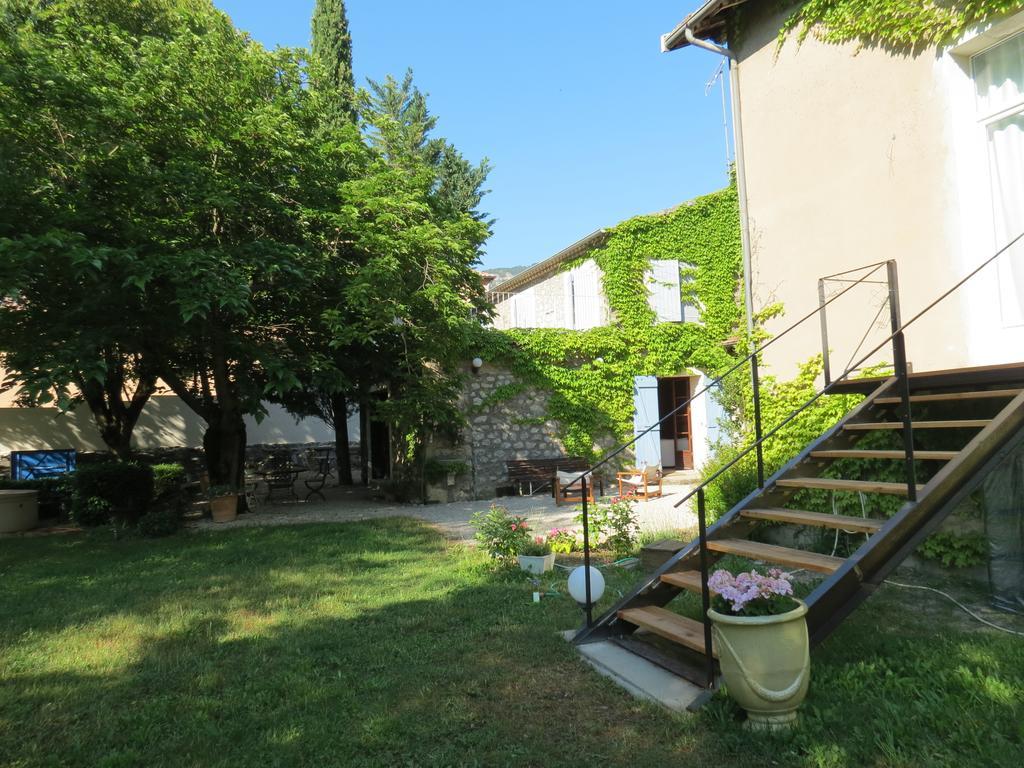 Le Jardin Bed & Breakfast Laragne-Monteglin Exterior photo