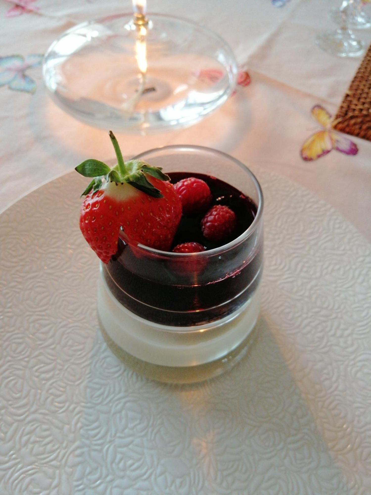 Le Jardin Bed & Breakfast Laragne-Monteglin Exterior photo