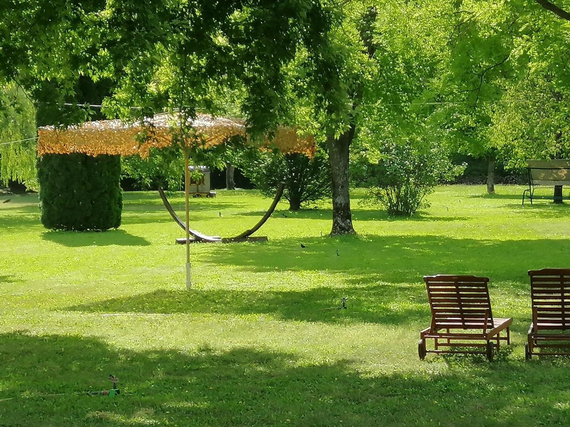 Le Jardin Bed & Breakfast Laragne-Monteglin Exterior photo