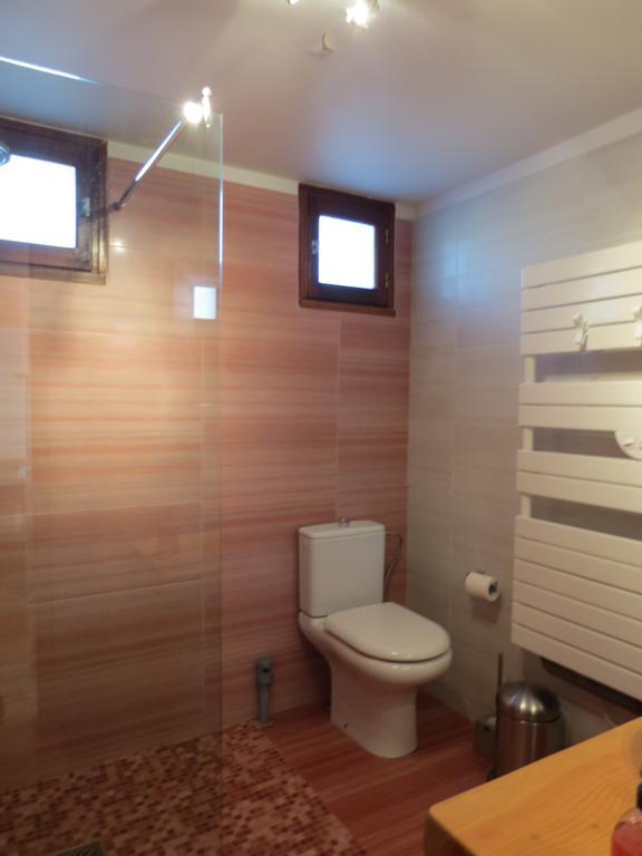 Le Jardin Bed & Breakfast Laragne-Monteglin Exterior photo